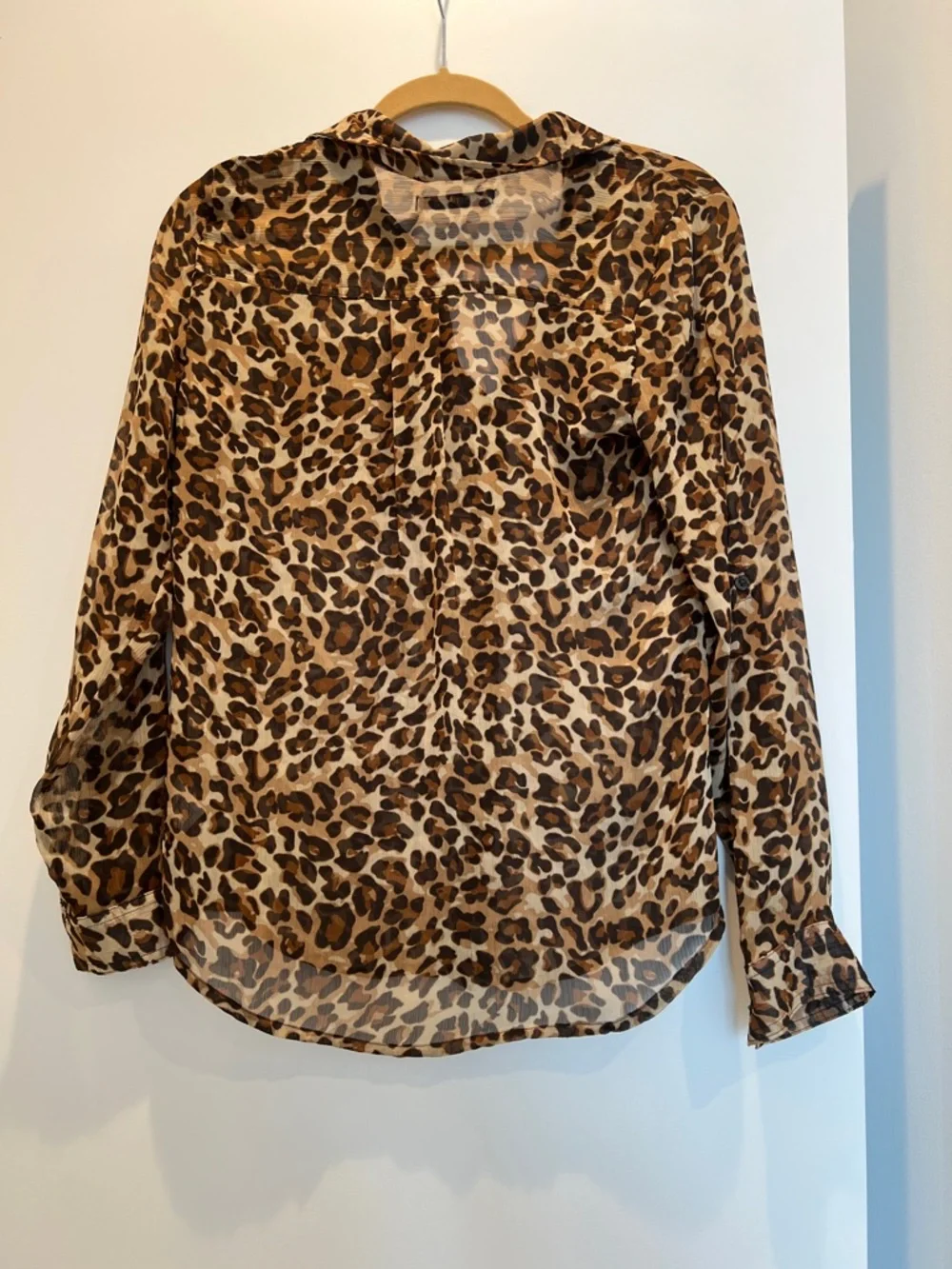 Old Navy Leopard Print Button-Front Sheer Blouse - Picture 4 of 4